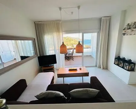 Fantastico Duplex Con Vistas Al Mar Cala Salions Canet De Mar
